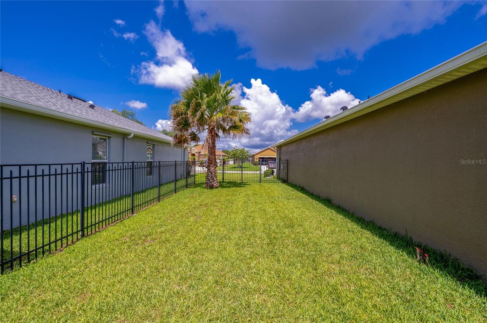 5329 ROYAL PLANTATION BOULEVARD — photo 34 of 41