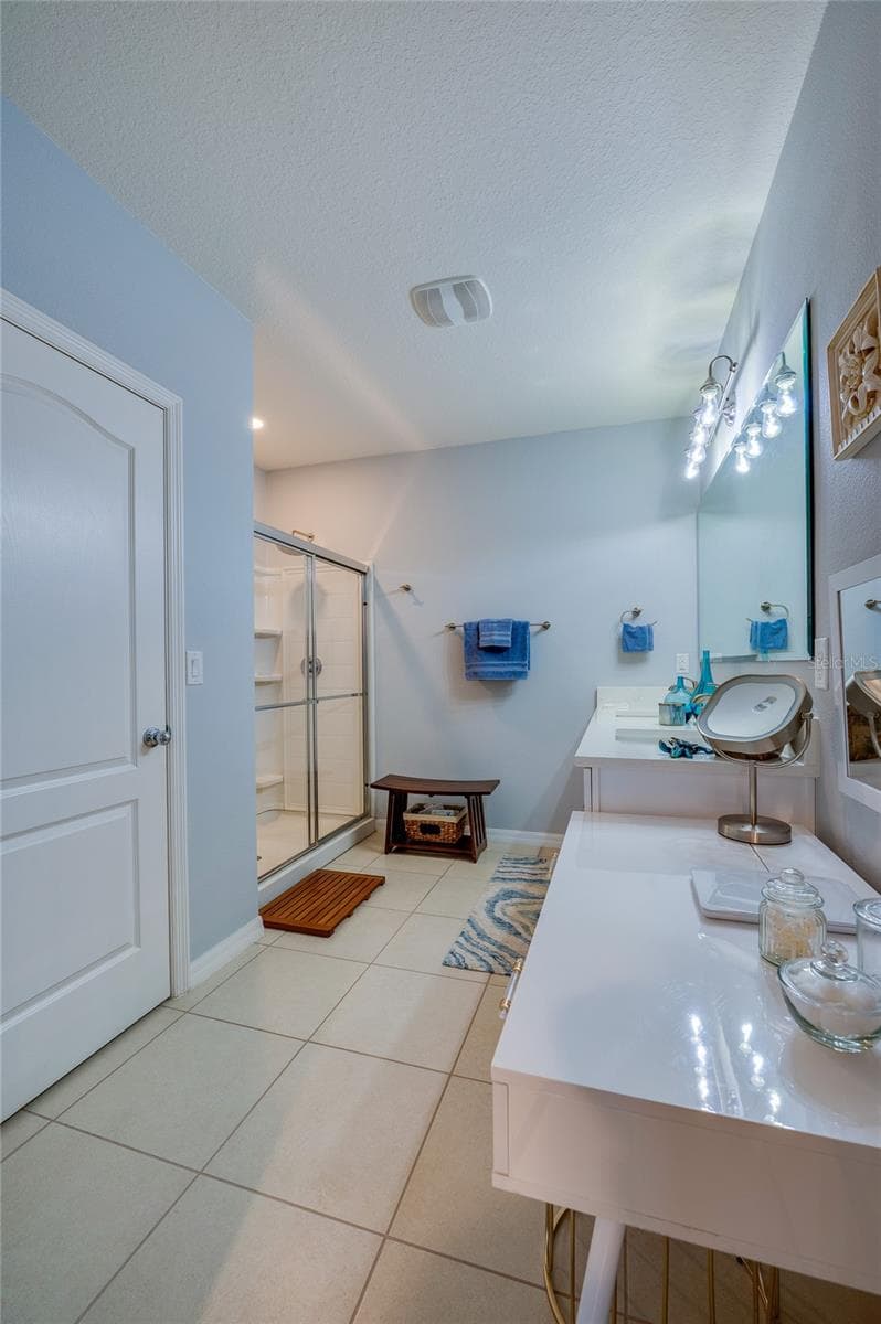 5329 ROYAL PLANTATION BOULEVARD — photo 19 of 41
