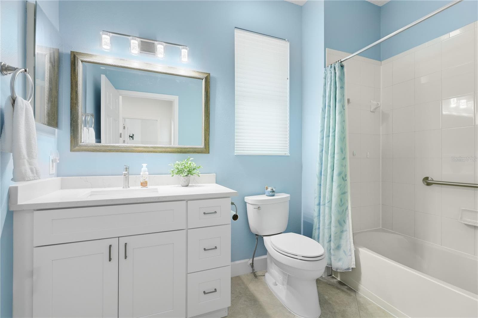 4211 CASCADE FALLS DRIVE — photo 23 of 40