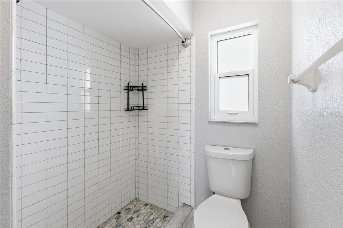 9601 GULFSTREAM BOULEVARD — photo 21 of 42