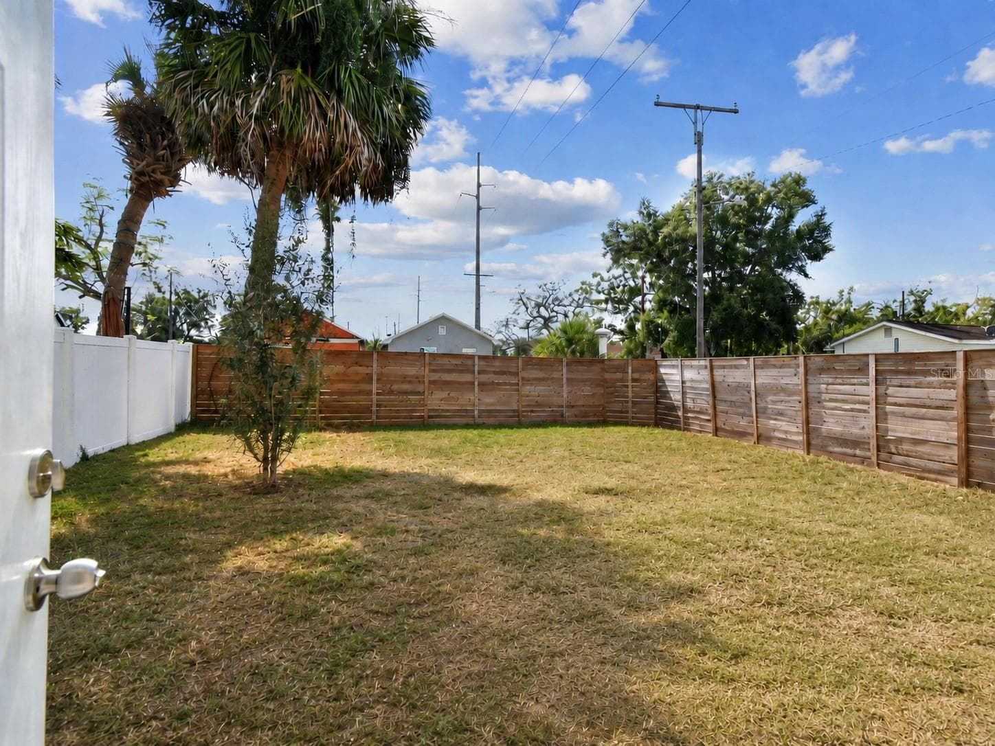 2601 LAKE AVENUE — photo 34 of 43