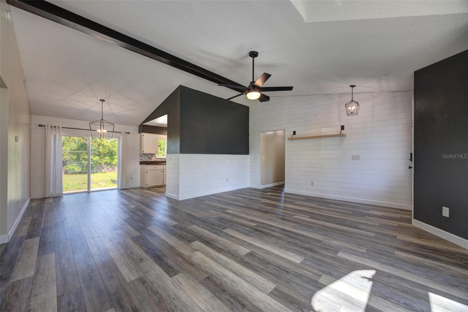 710 ALEXANDER AVENUE — photo 6 of 38