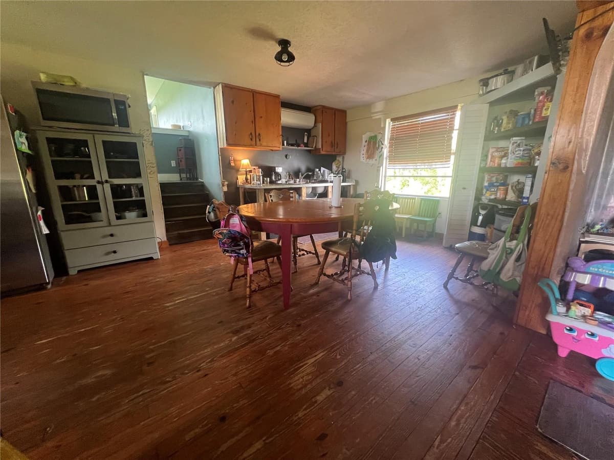 8755 WAUCHULA ROAD — photo 9 of 28