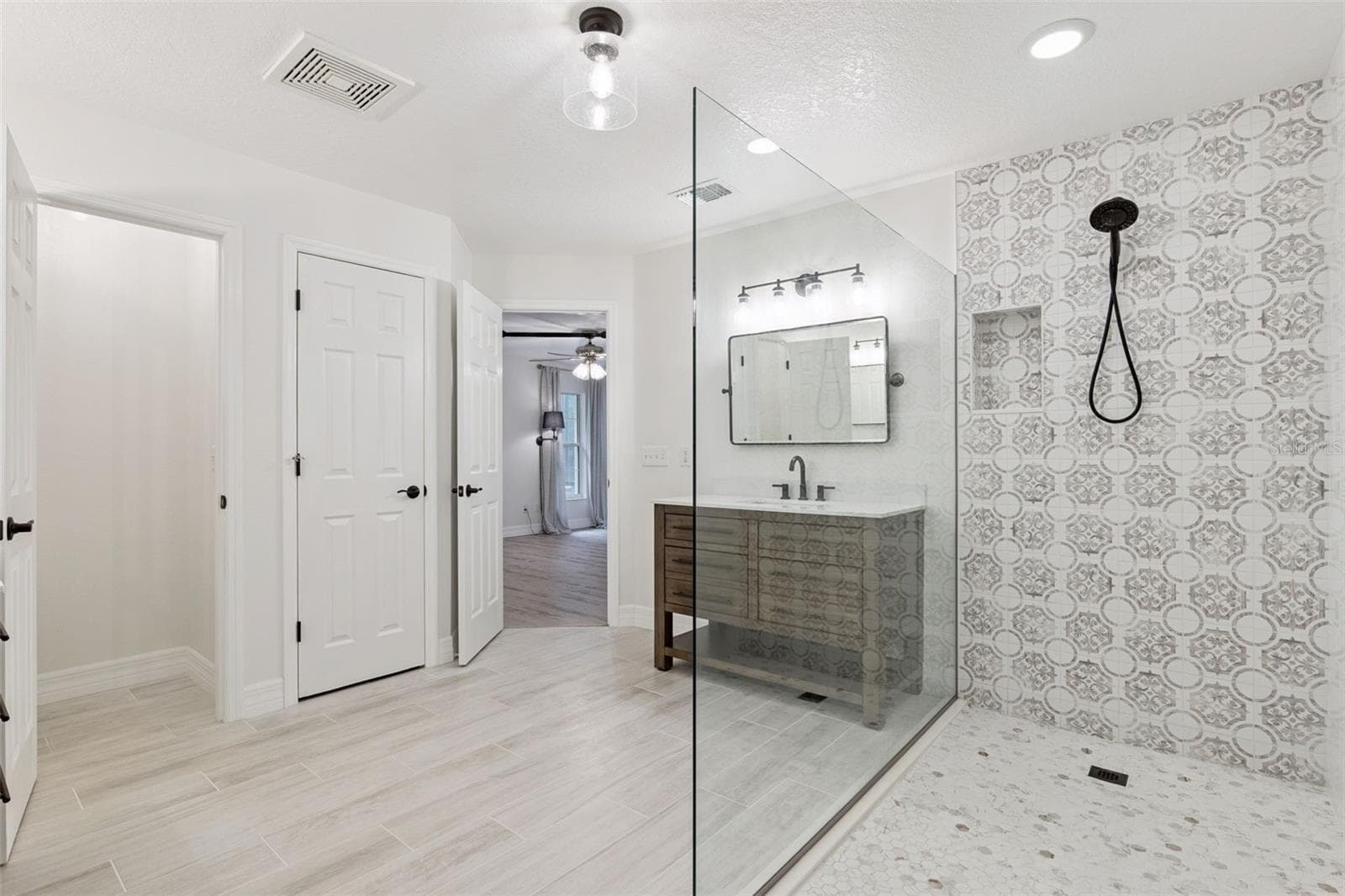 2175 LAUREN LANE — photo 32 of 79