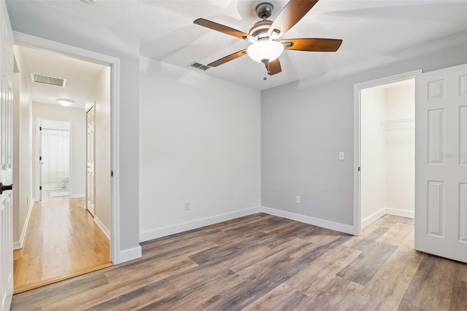 2175 LAUREN LANE — photo 37 of 79