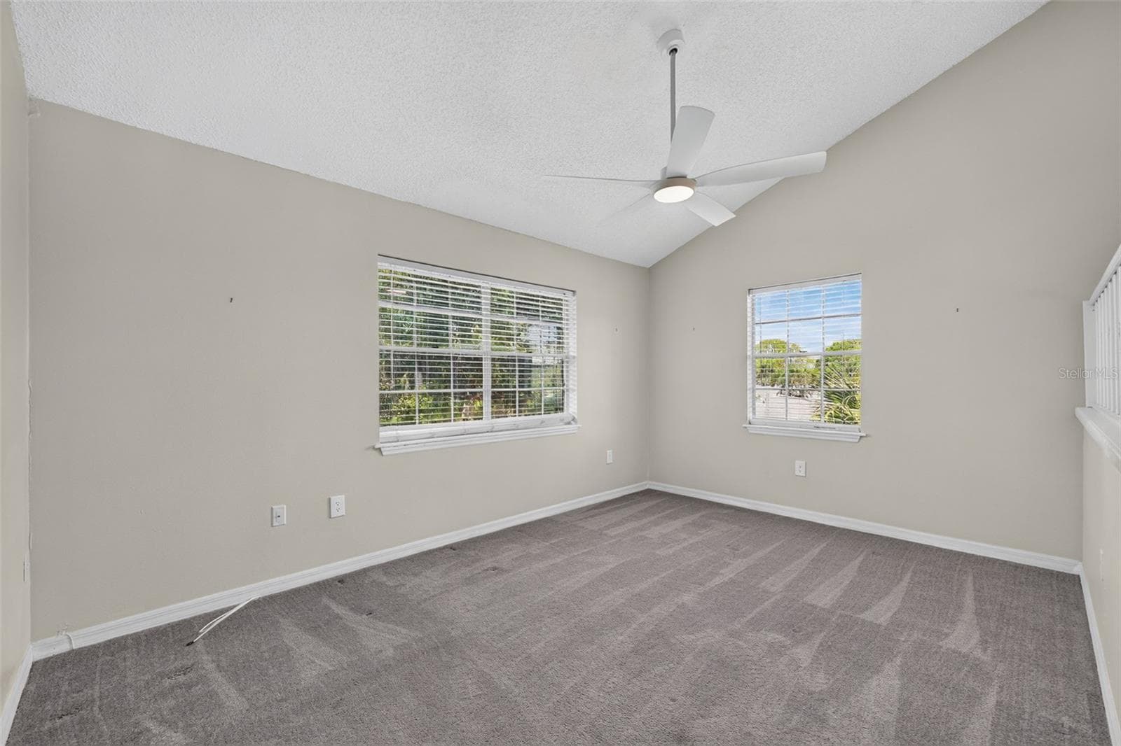 703 RIVERSIDE DRIVE — photo 26 of 47