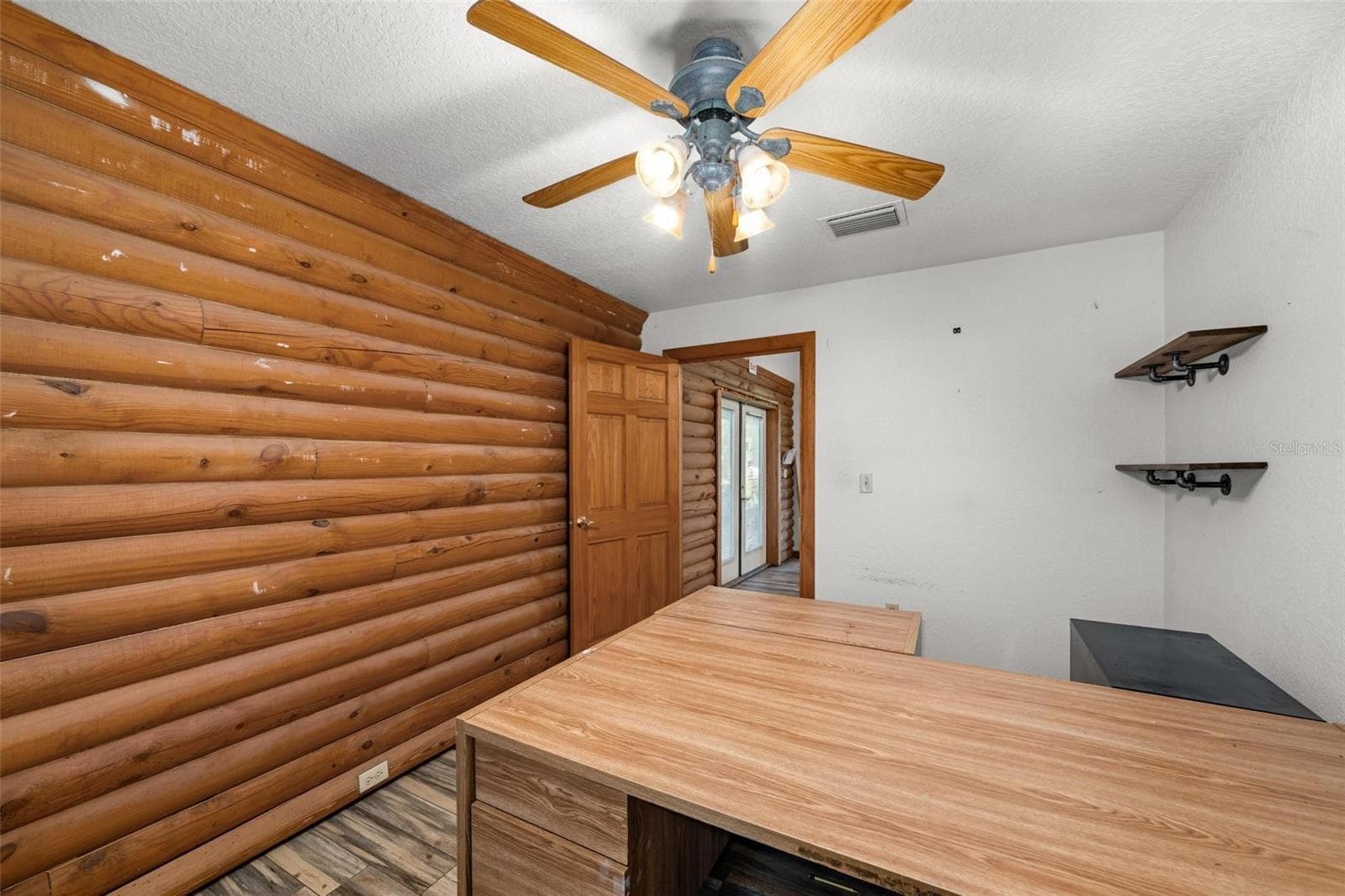 541 BLANCHE AVENUE — photo 11 of 58