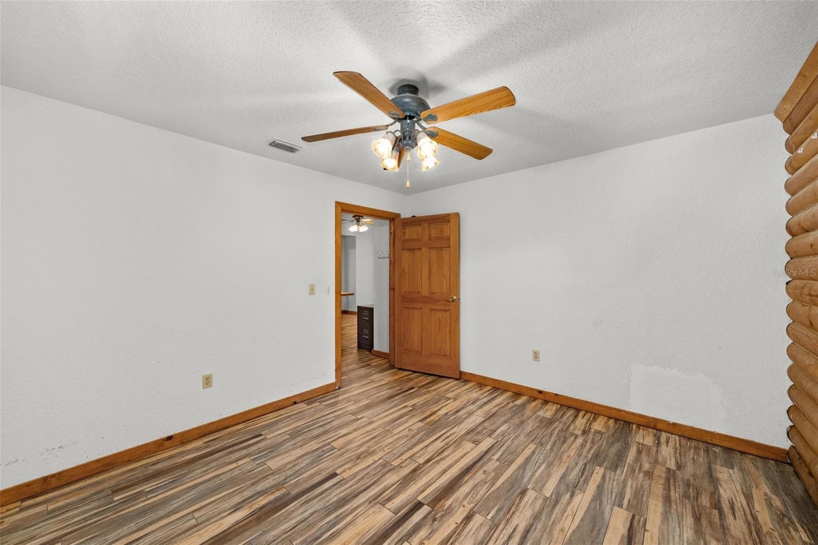 541 BLANCHE AVENUE — photo 18 of 58