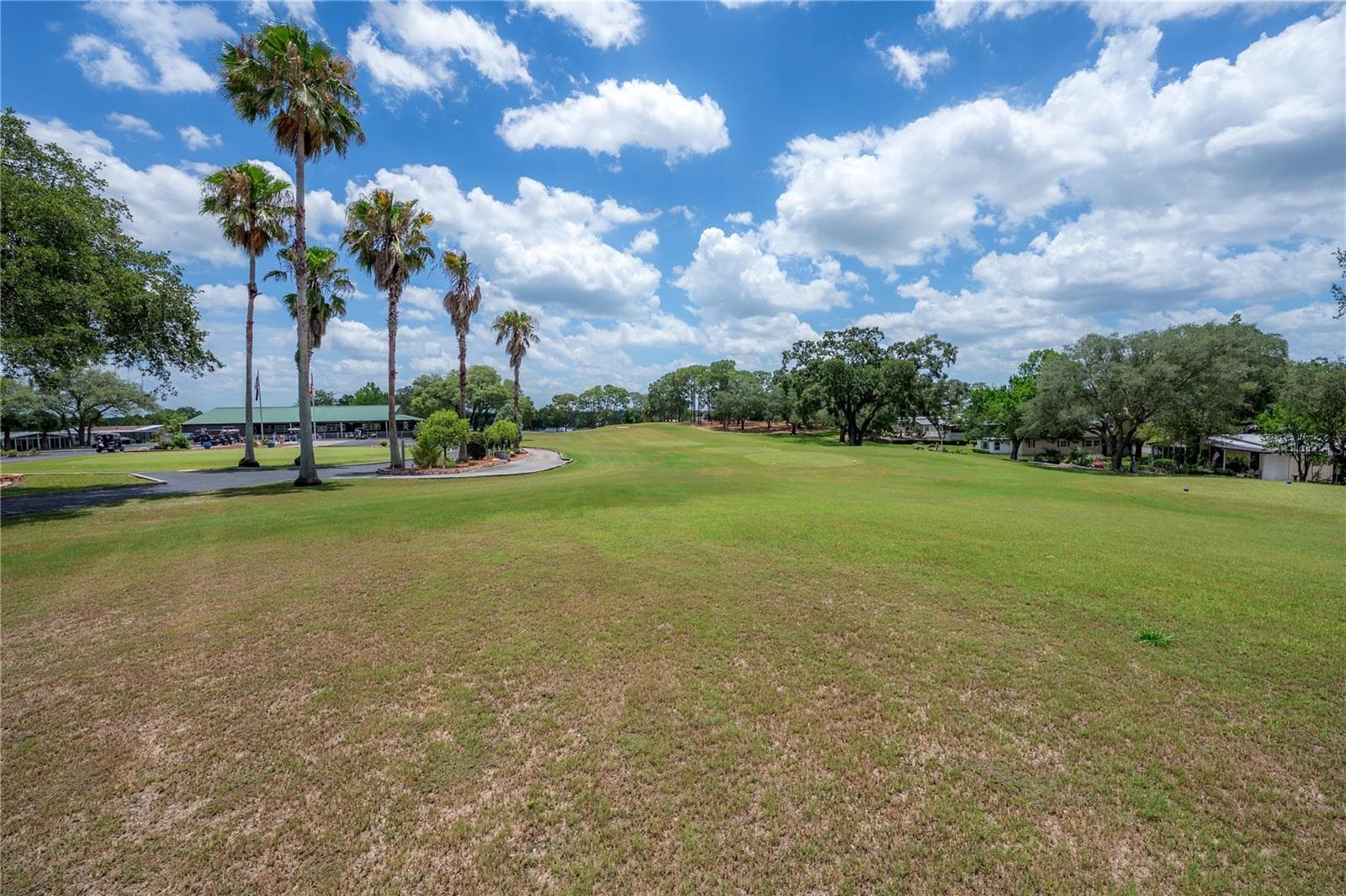 16048 BROOKRIDGE BOULEVARD — photo 36 of 41