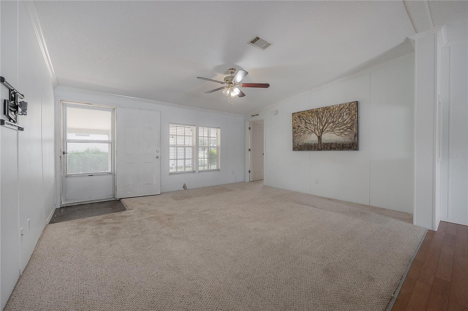 16048 BROOKRIDGE BOULEVARD — photo 8 of 41
