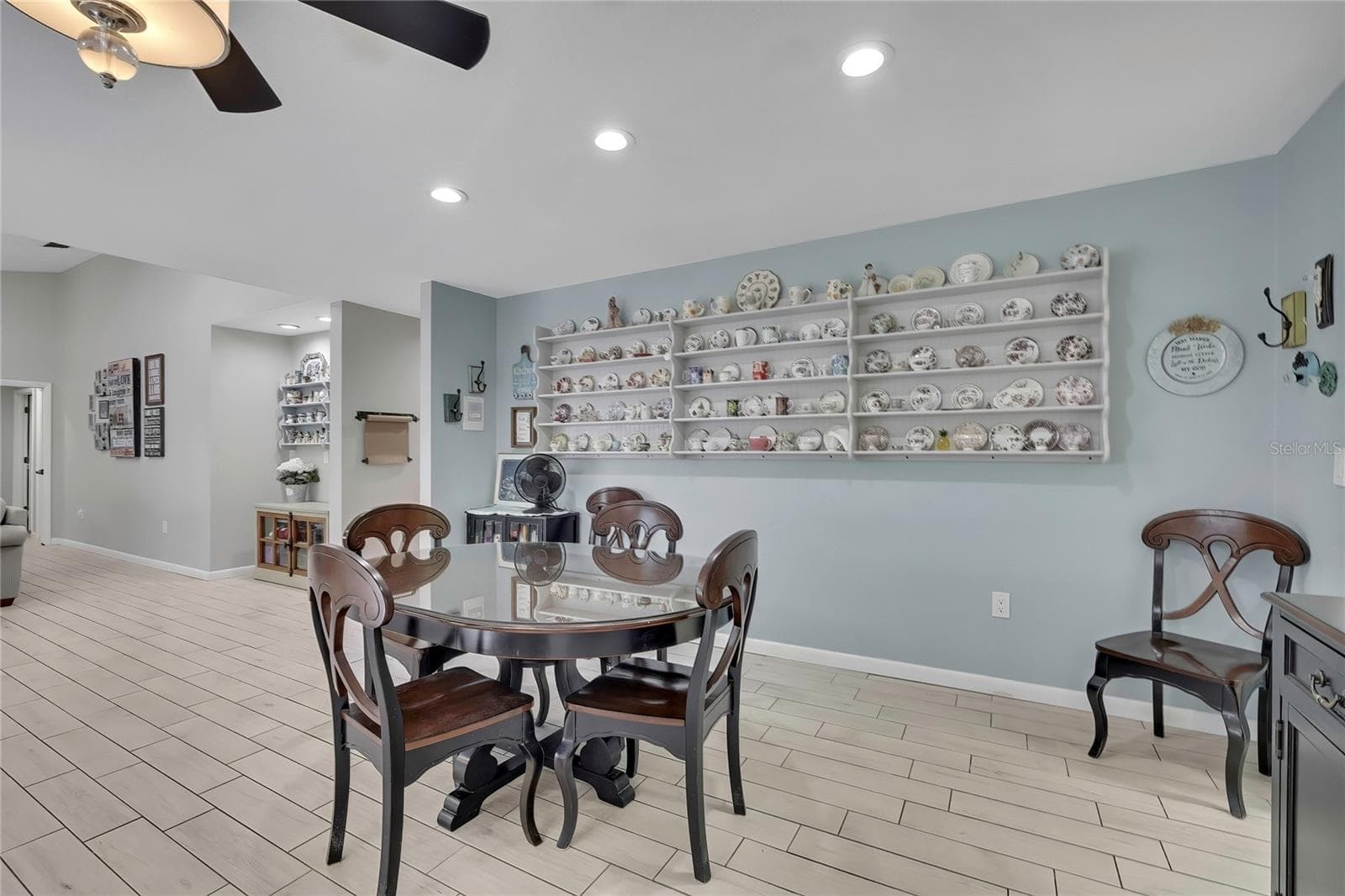 4293 RIVER BIRCH DRIVE — photo 15 of 79