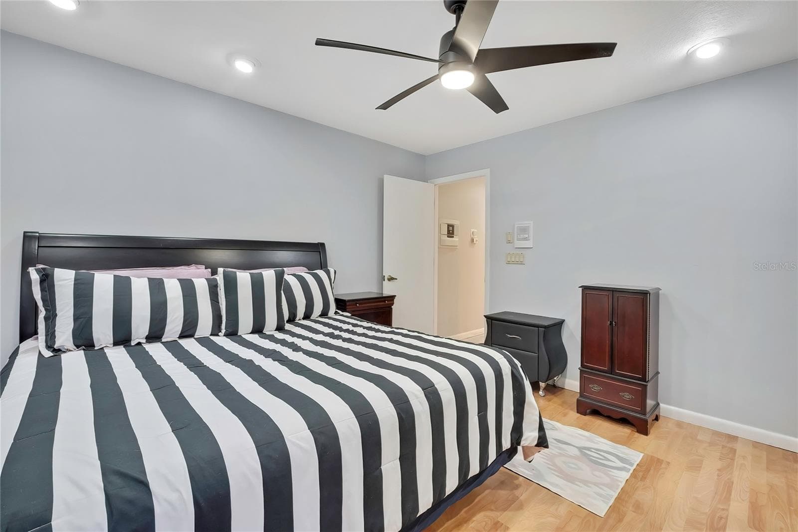 4293 RIVER BIRCH DRIVE — photo 49 of 79