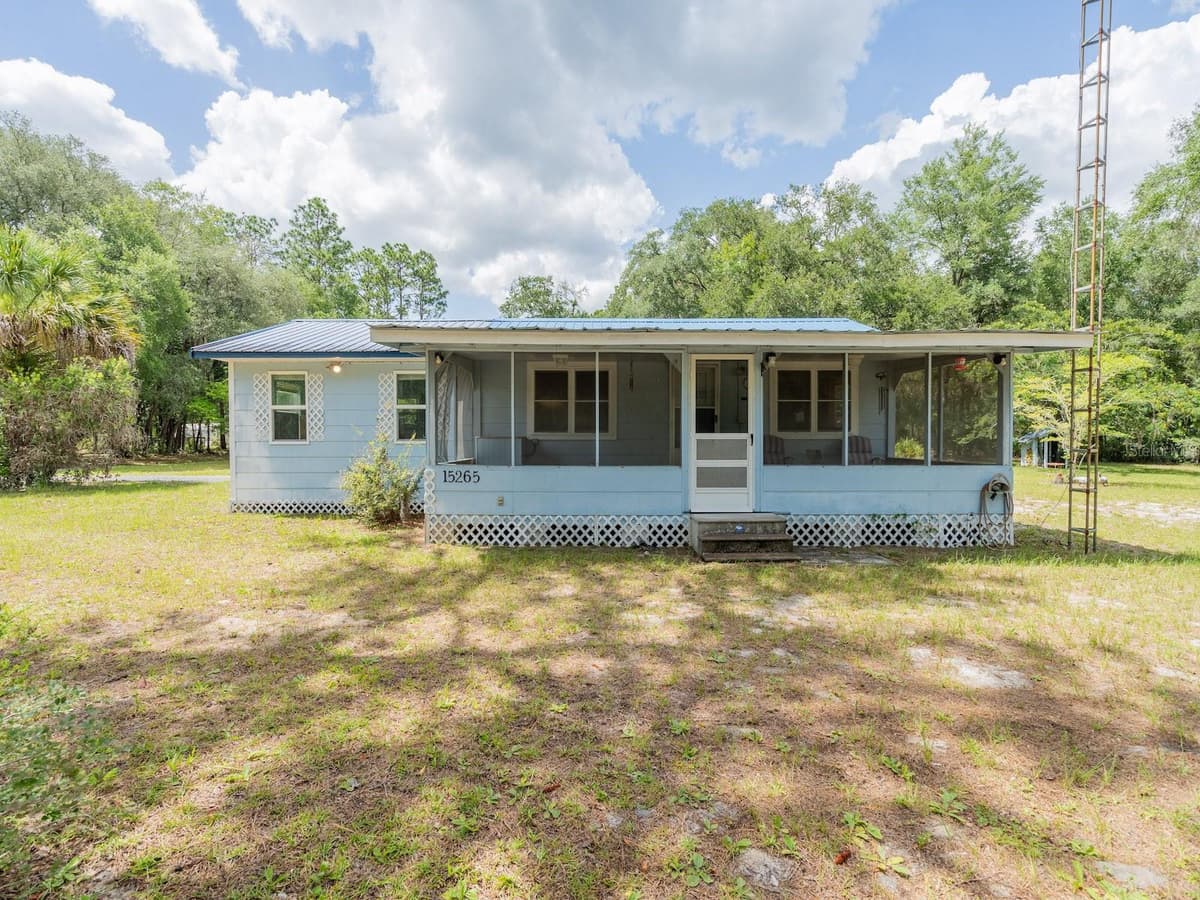 15265 COUNTRY CLUB BOULEVARD — photo 2 of 42