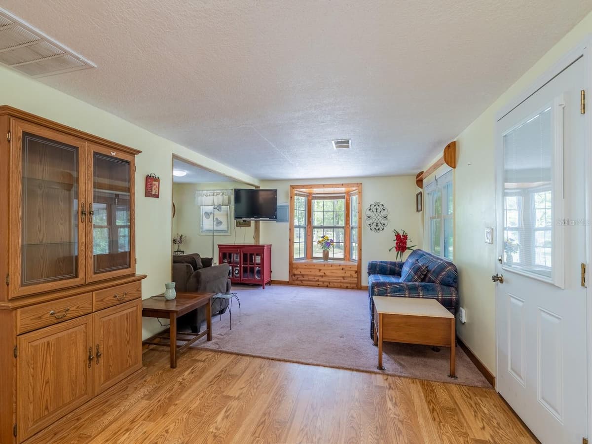 15265 COUNTRY CLUB BOULEVARD — photo 6 of 42