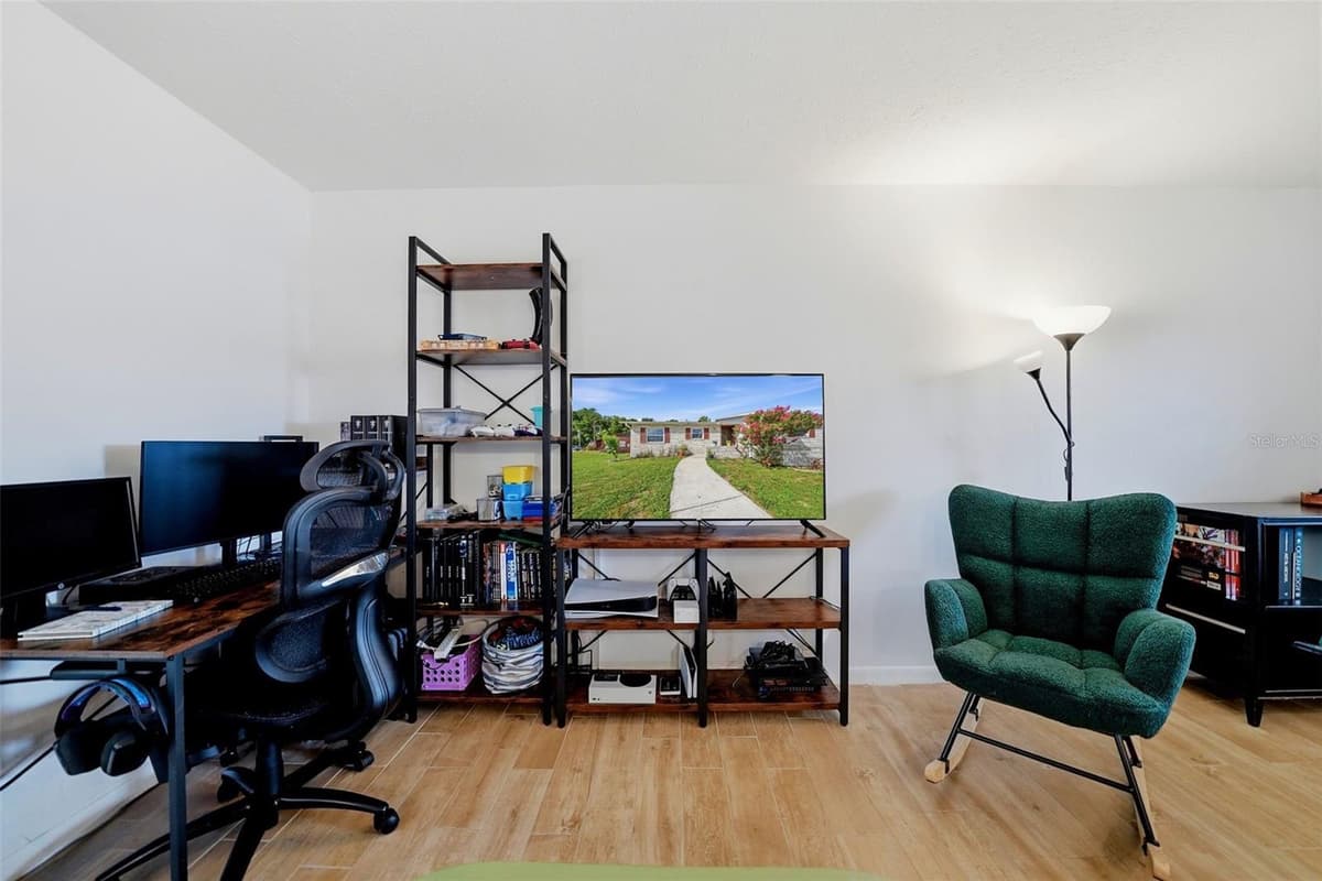 10310 BLUE FIELD CT — photo 17 of 27