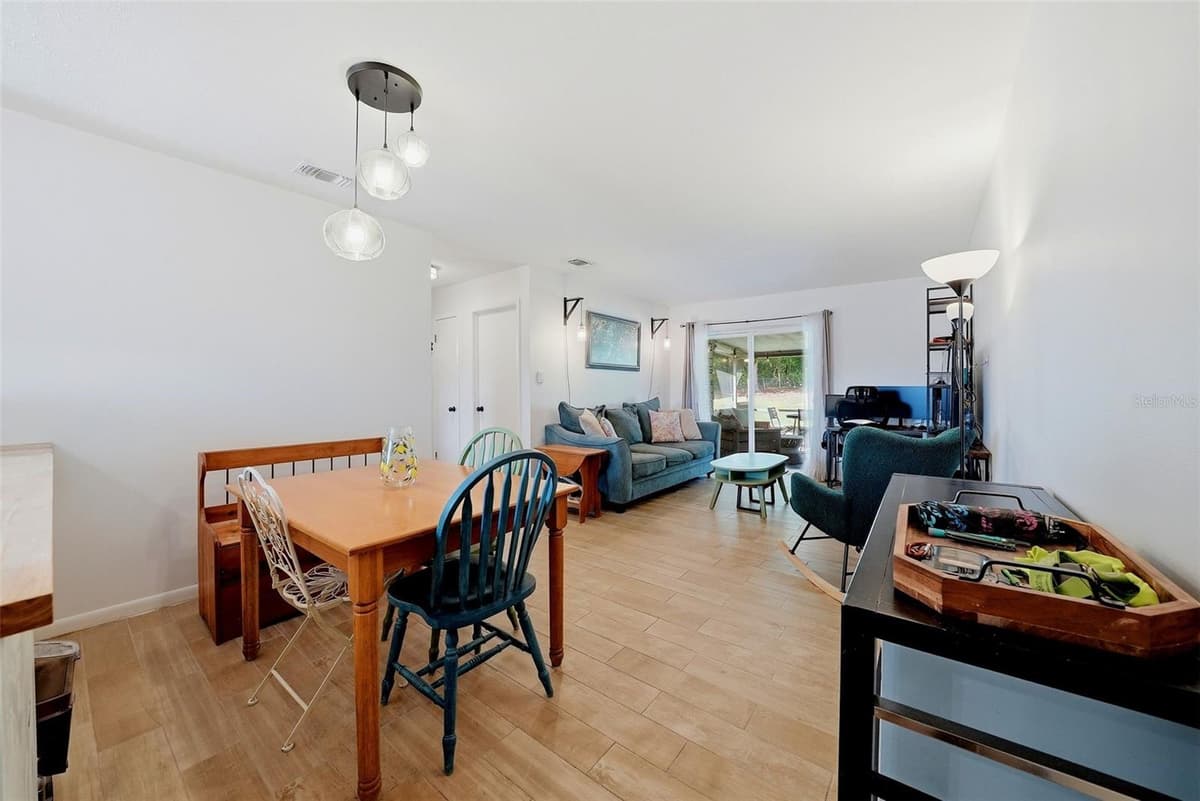 10310 BLUE FIELD CT — photo 10 of 27