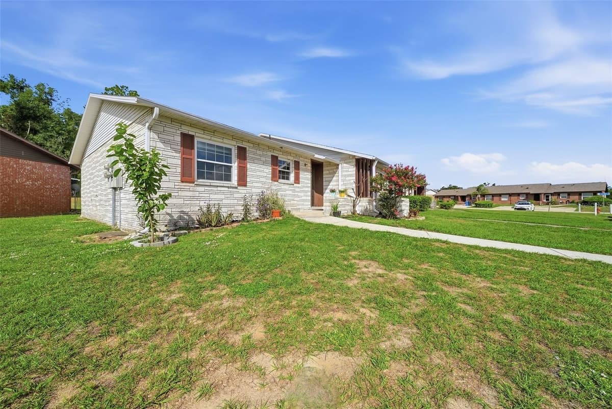 10310 BLUE FIELD CT — photo 2 of 27