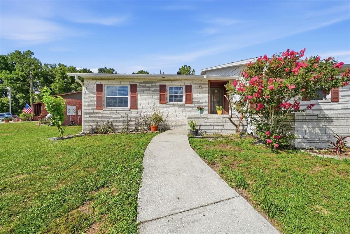 10310 BLUE FIELD CT — photo 1 of 27