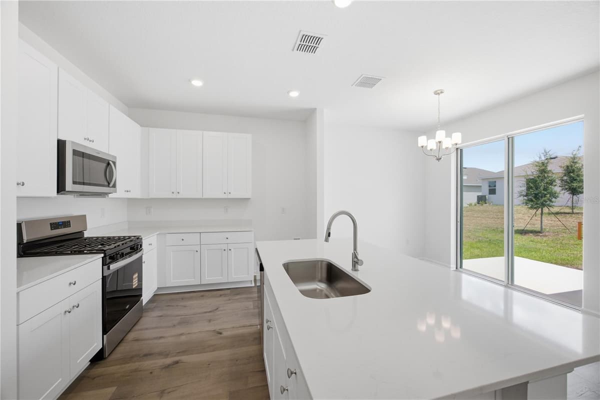 5719 HIAWASSEE ROAD — photo 6 of 34
