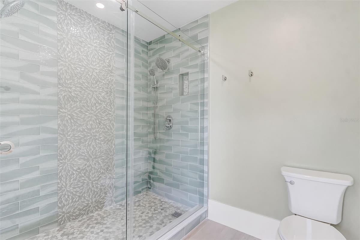 9940 LONE TREE LANE — photo 31 of 59