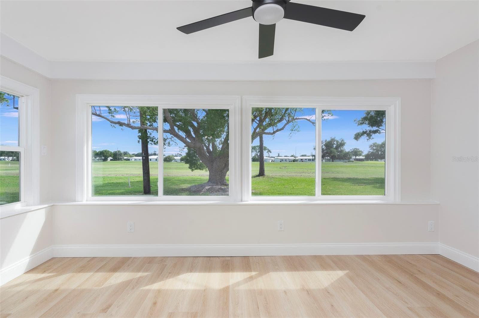 4034 MAINLANDS BOULEVARD — photo 15 of 44