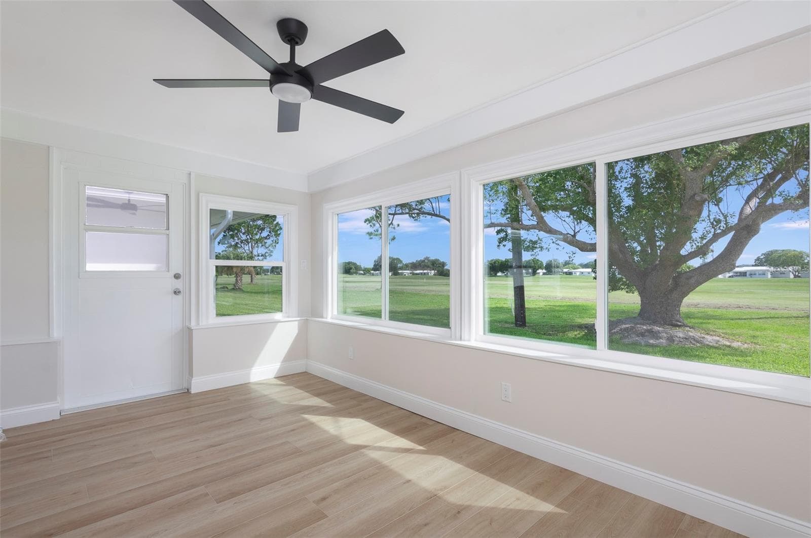 4034 MAINLANDS BOULEVARD — photo 17 of 44