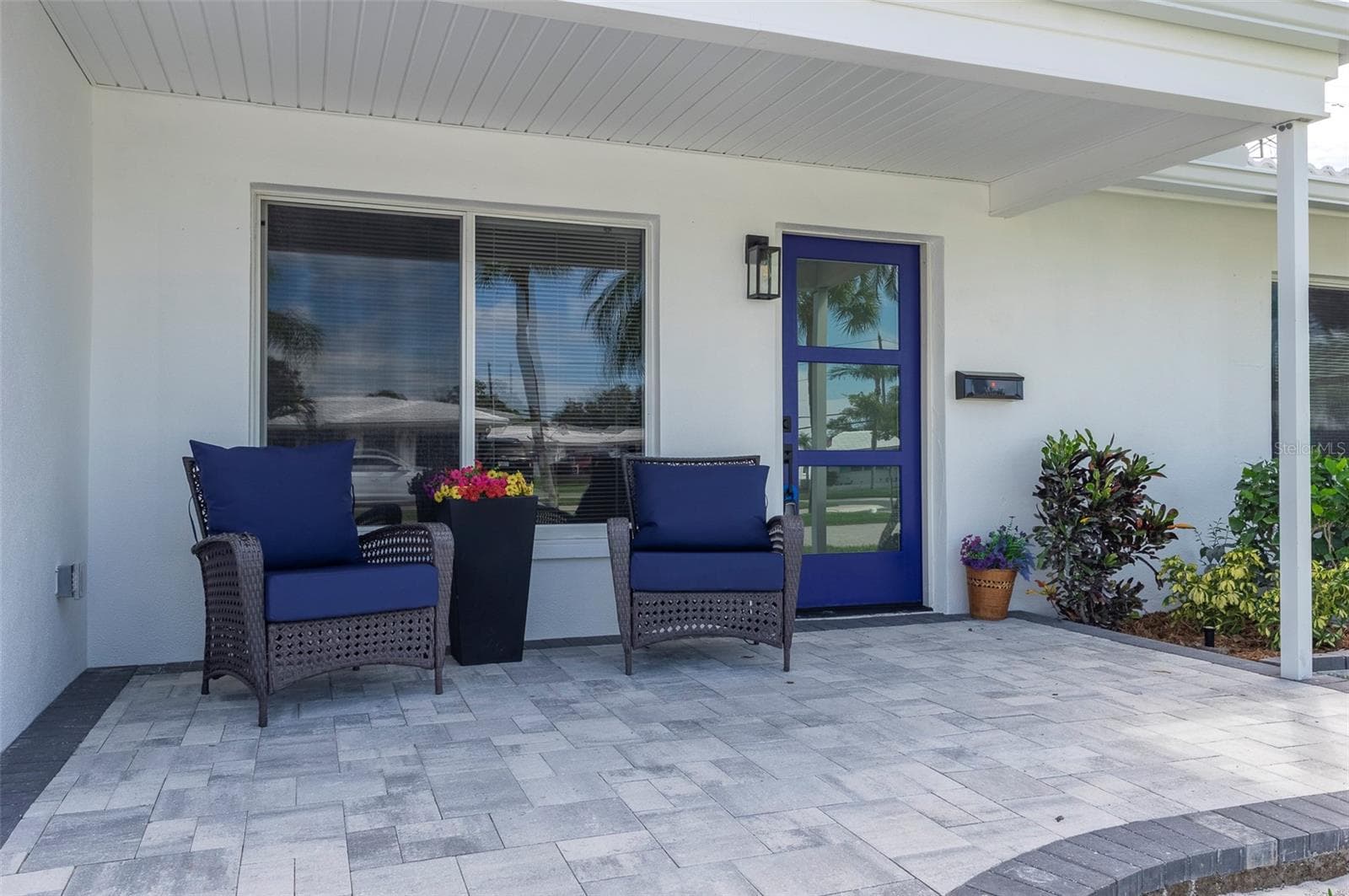 4034 MAINLANDS BOULEVARD — photo 2 of 44