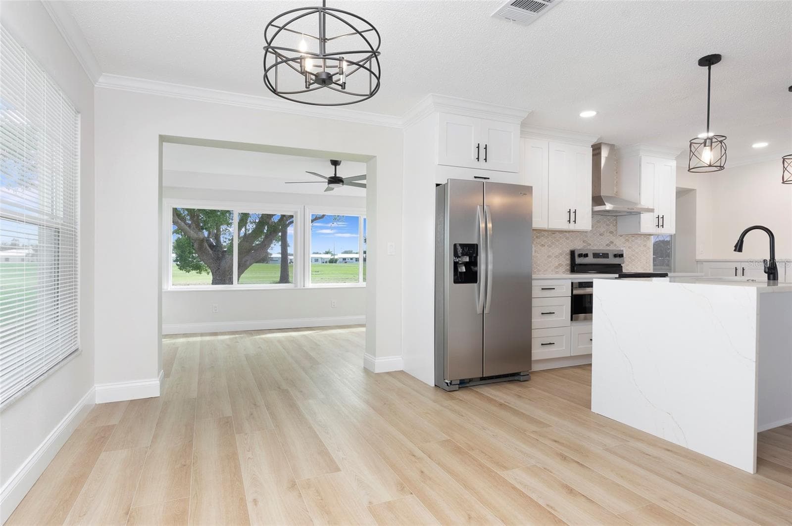 4034 MAINLANDS BOULEVARD — photo 14 of 44