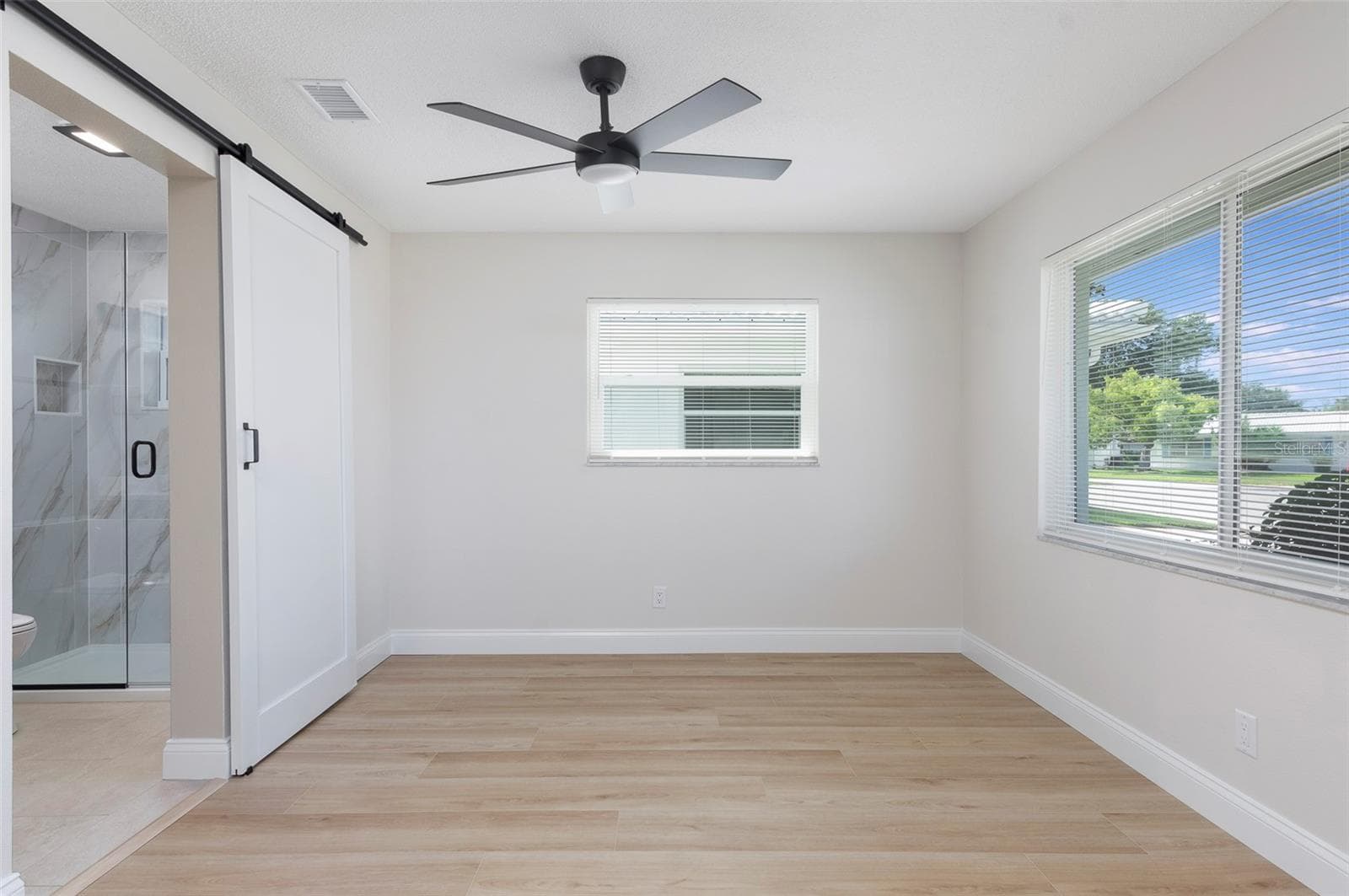 4034 MAINLANDS BOULEVARD — photo 24 of 44