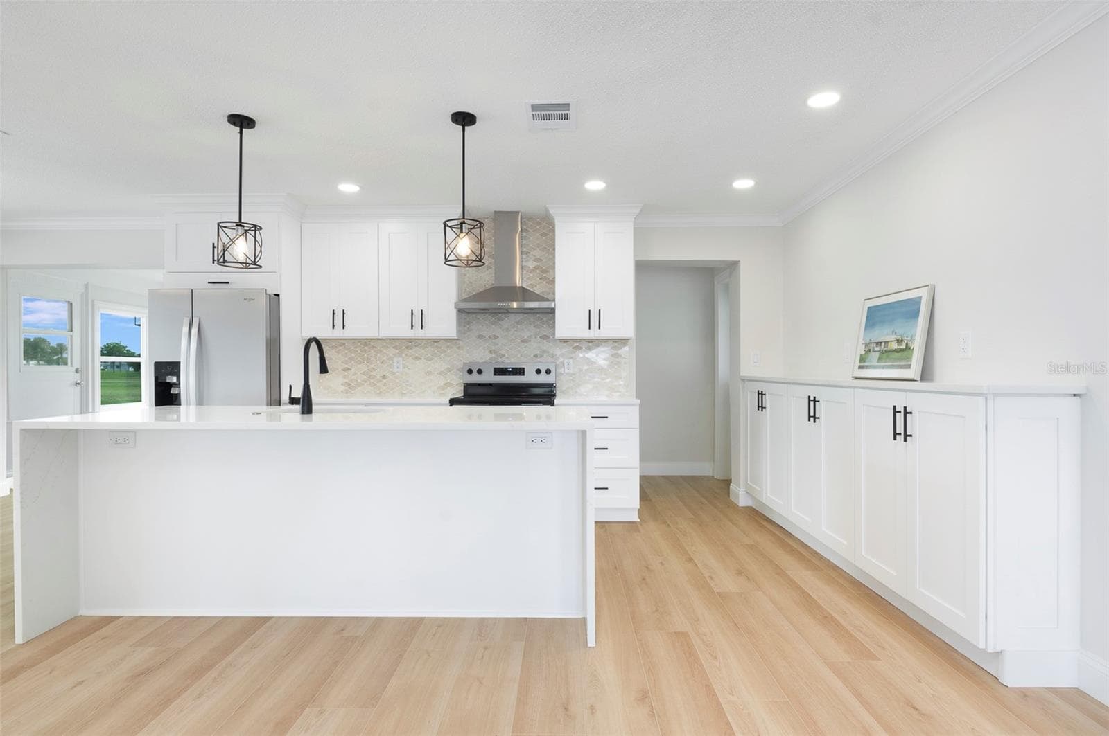 4034 MAINLANDS BOULEVARD — photo 7 of 44