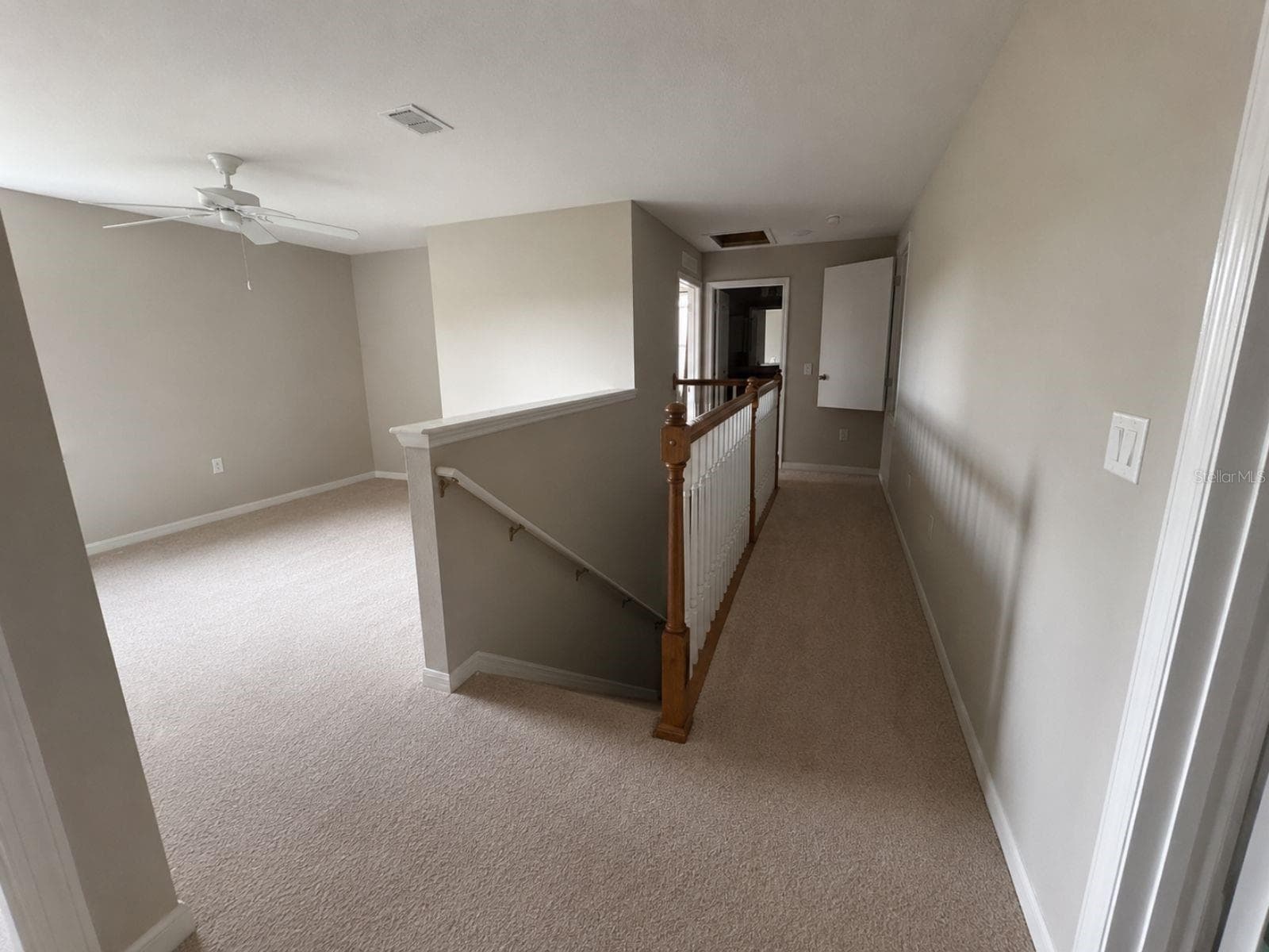 100 ALBANY DRIVE — photo 7 of 8