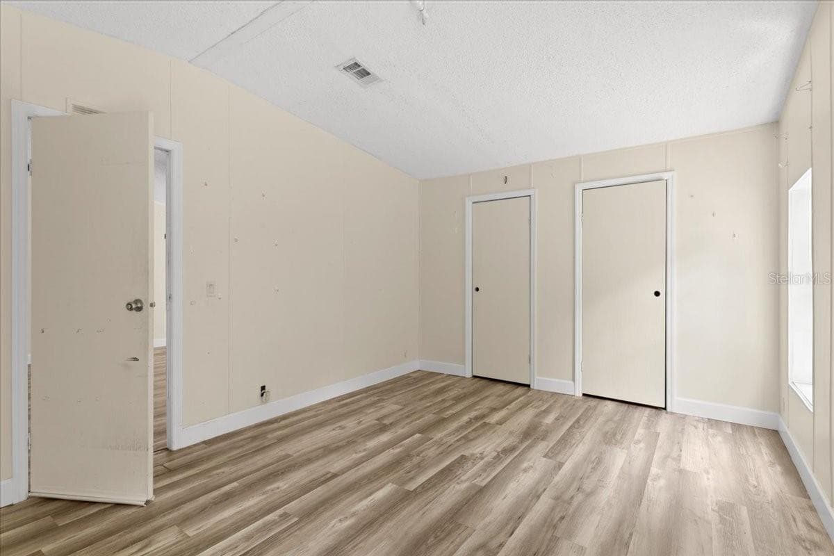 24027 183RD AVENUE — photo 7 of 28