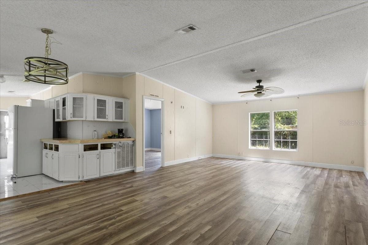 24027 183RD AVENUE — photo 4 of 28