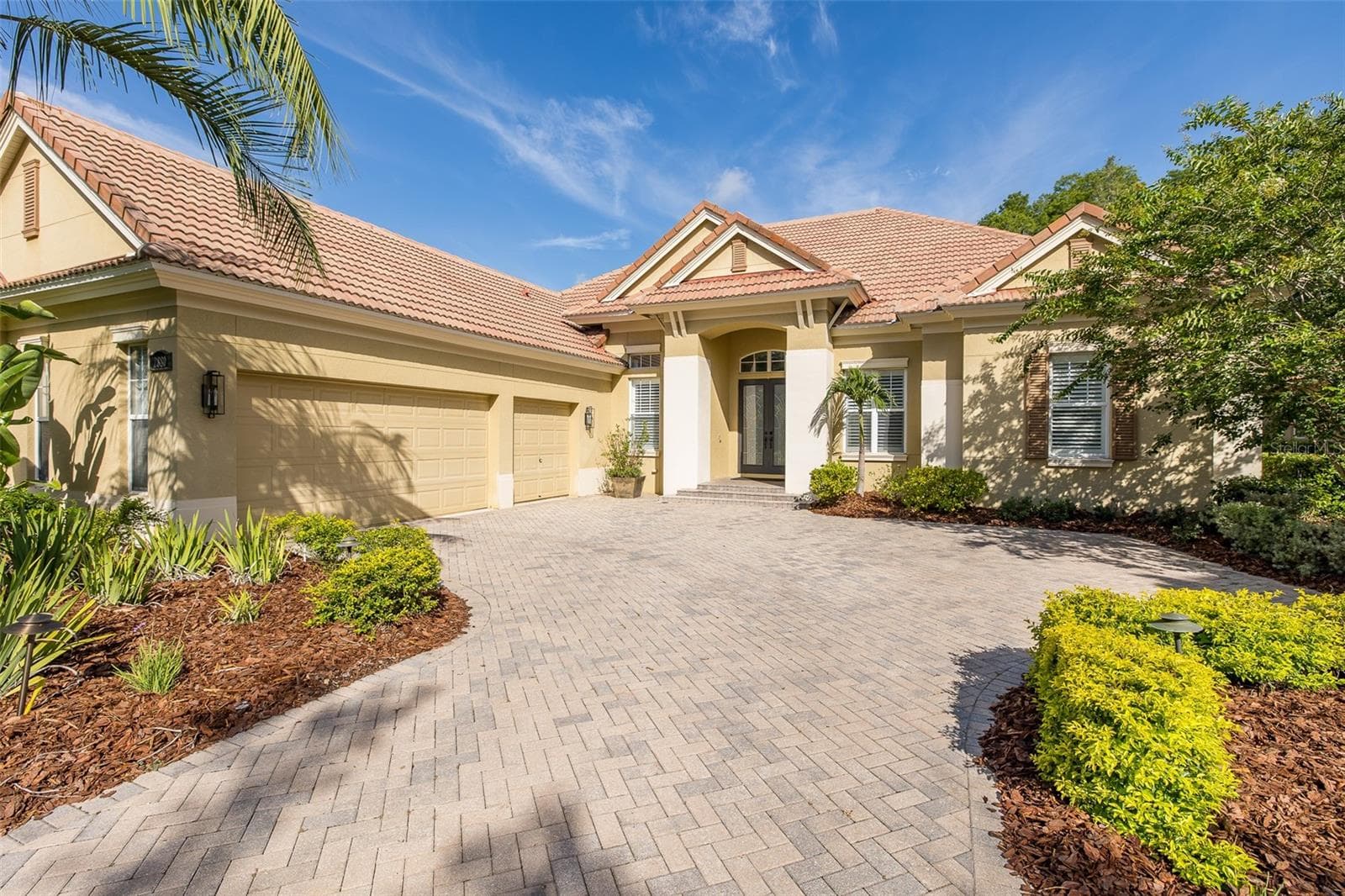 2880 WATERS EDGE ROAD — photo 4 of 52