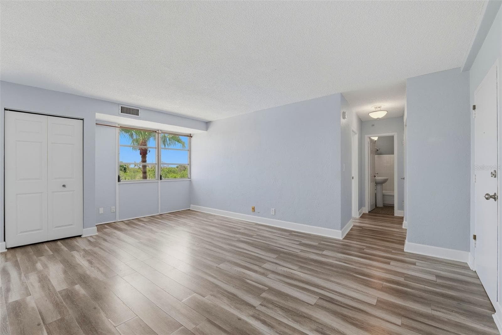 3315 58TH AVENUE — photo 7 of 23