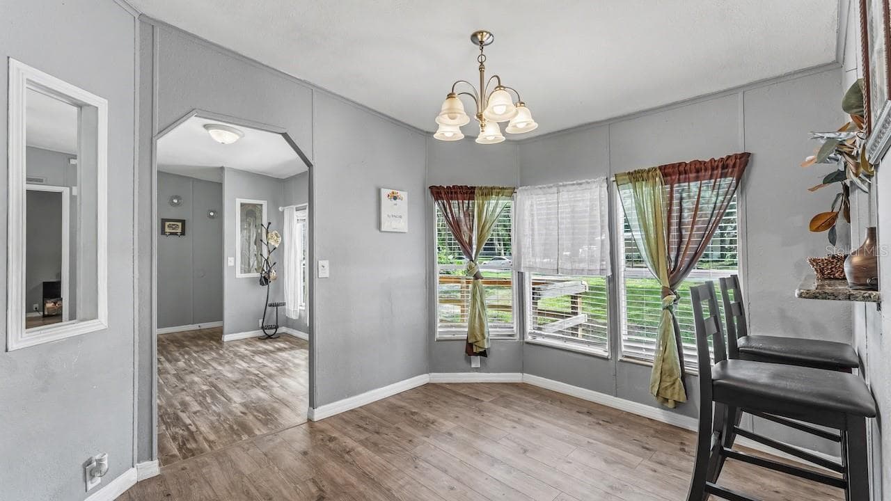 509 SHARON HILL COURT — photo 14 of 54