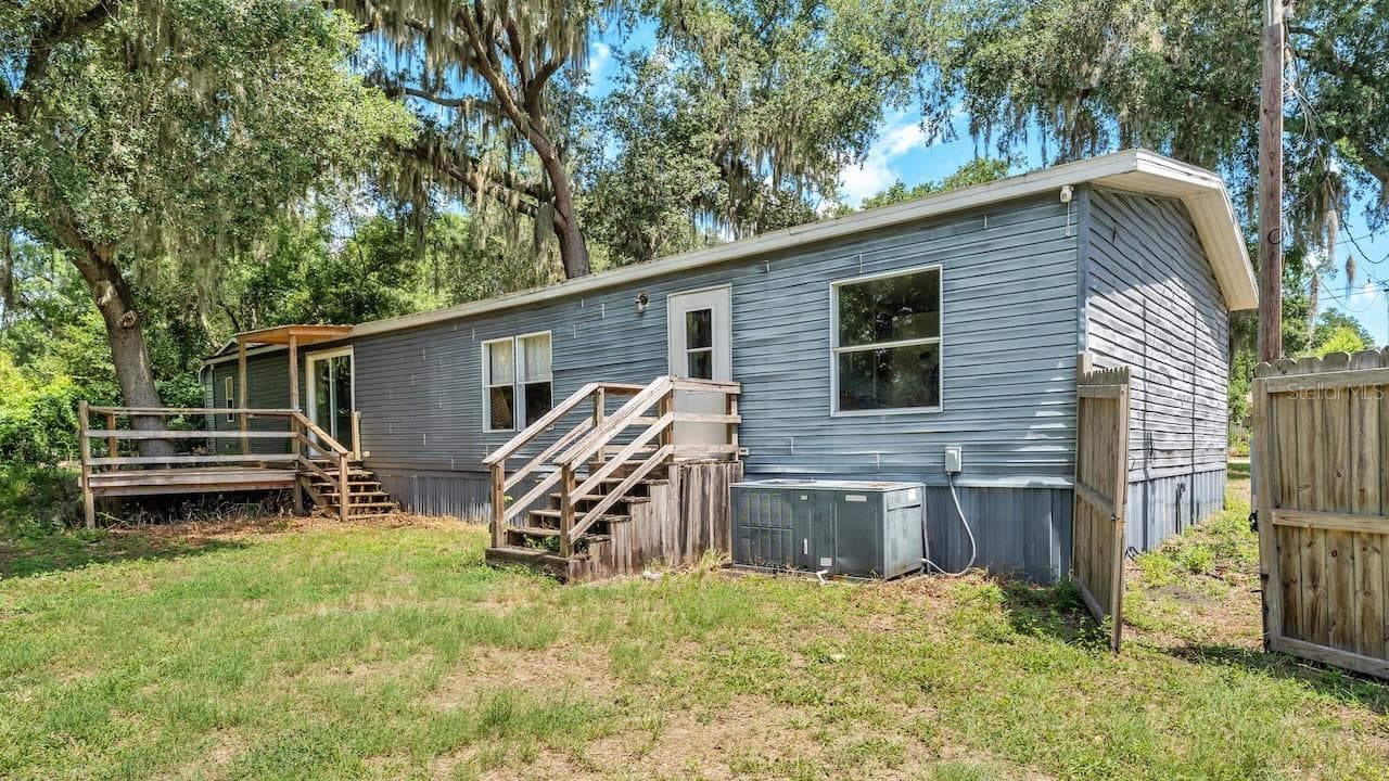 509 SHARON HILL COURT — photo 6 of 54