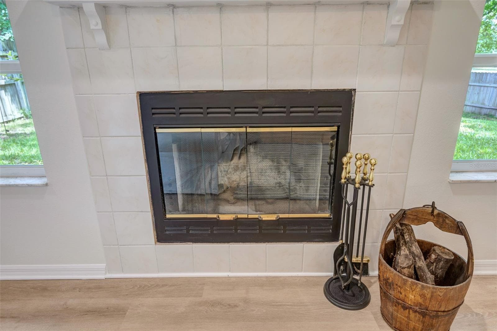 3015 FOLKLORE DRIVE — photo 14 of 47