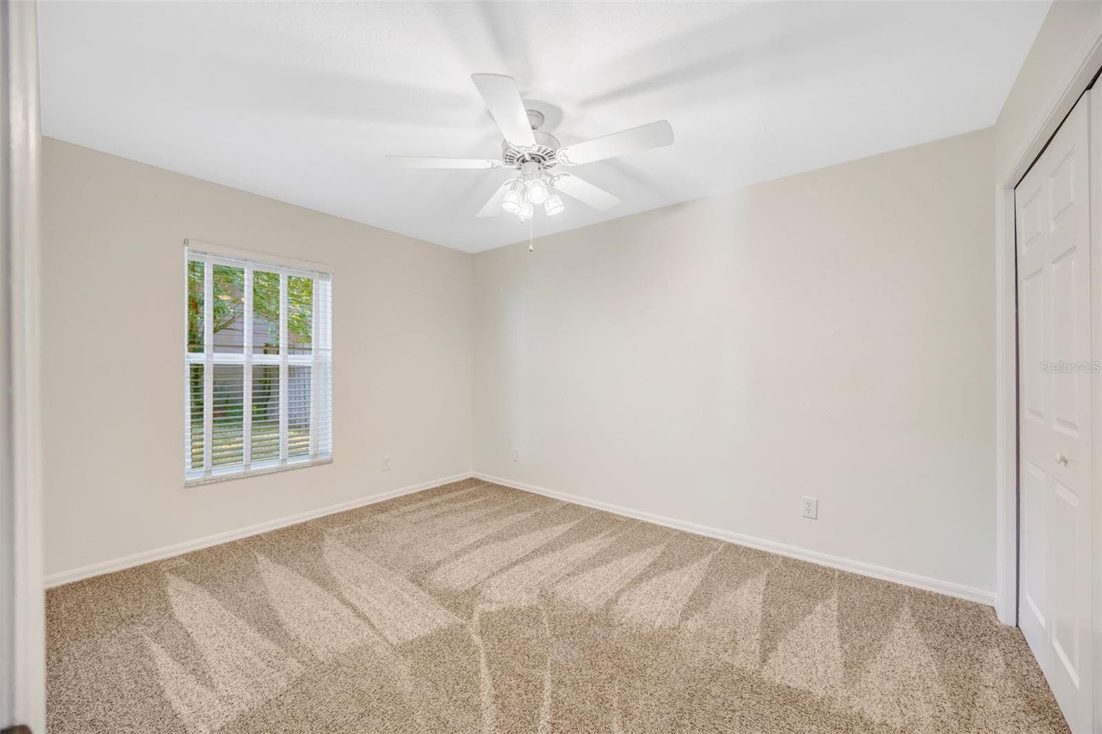 3015 FOLKLORE DRIVE — photo 31 of 47