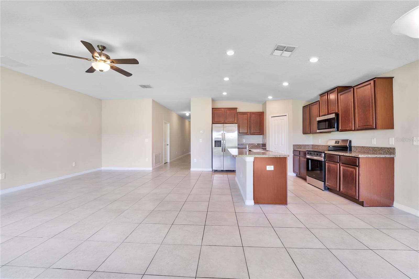 10116 CARLOWAY HILLS DRIVE — photo 13 of 32