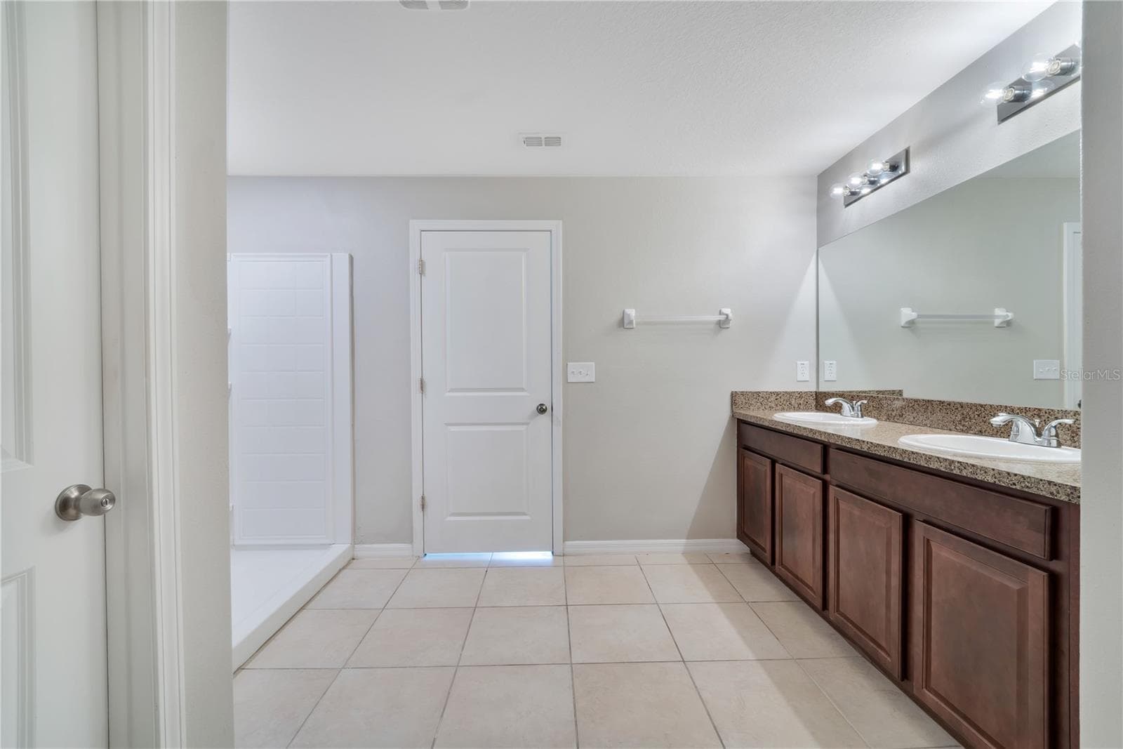 10116 CARLOWAY HILLS DRIVE — photo 16 of 32