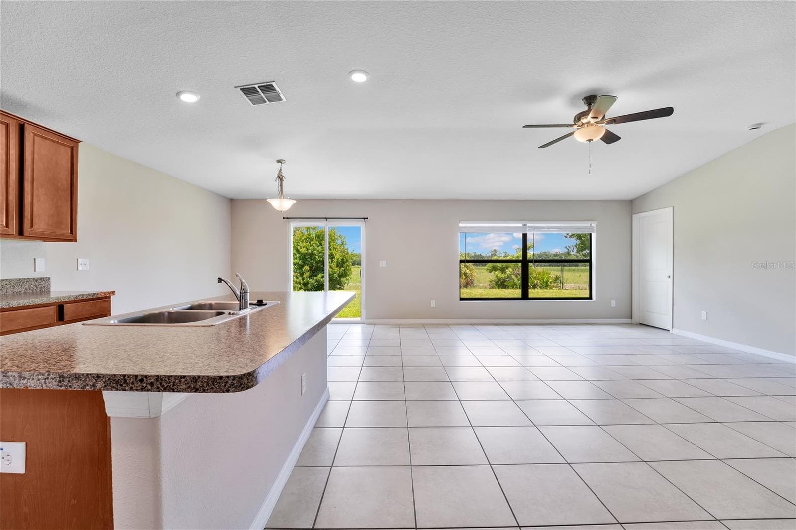 10116 CARLOWAY HILLS DRIVE — photo 12 of 32