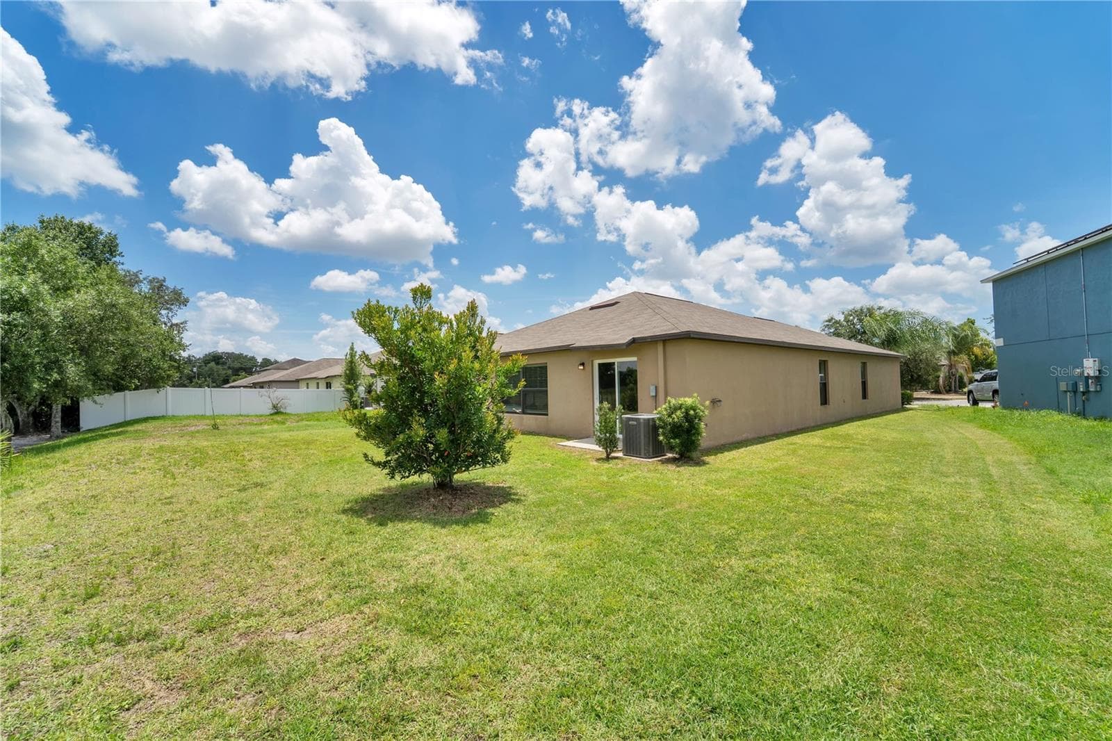 10116 CARLOWAY HILLS DRIVE — photo 28 of 32