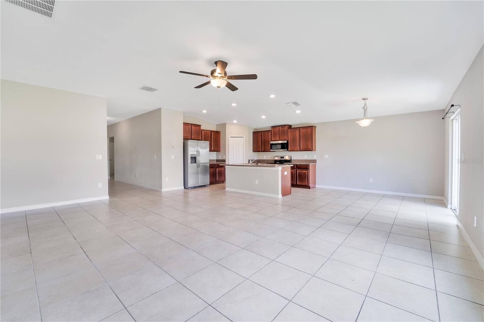 10116 CARLOWAY HILLS DRIVE — photo 5 of 32