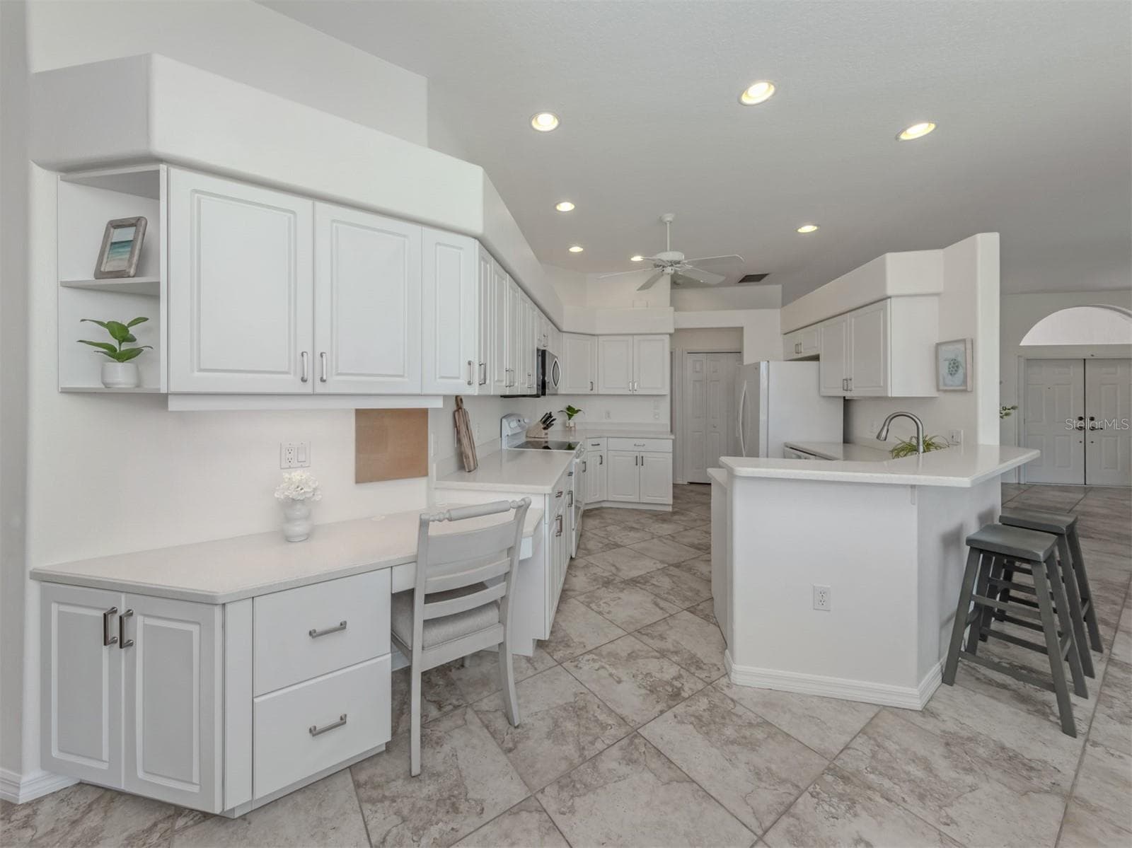 1724 KILRUSS DRIVE — photo 6 of 65