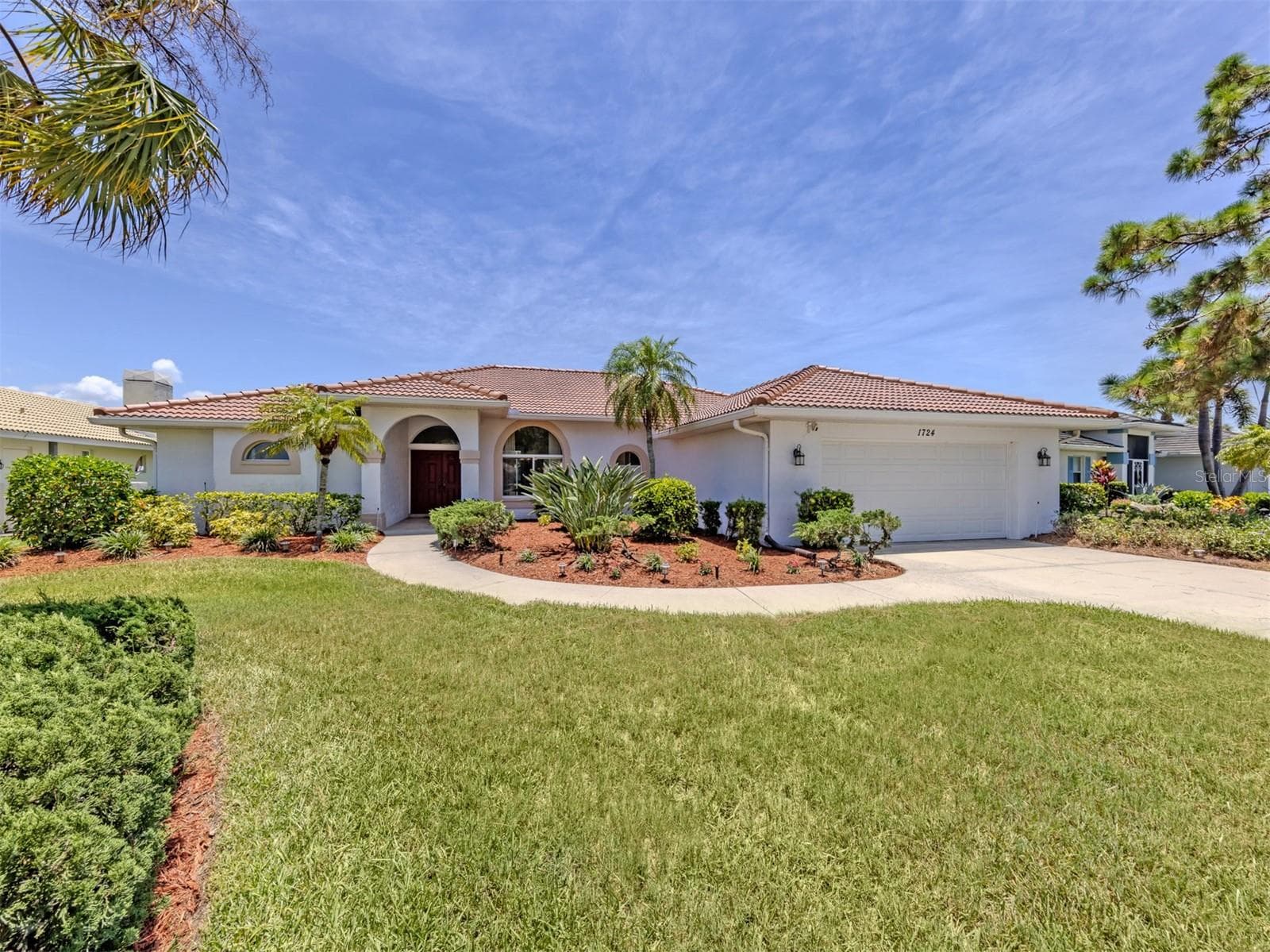 1724 KILRUSS DRIVE — photo 2 of 65