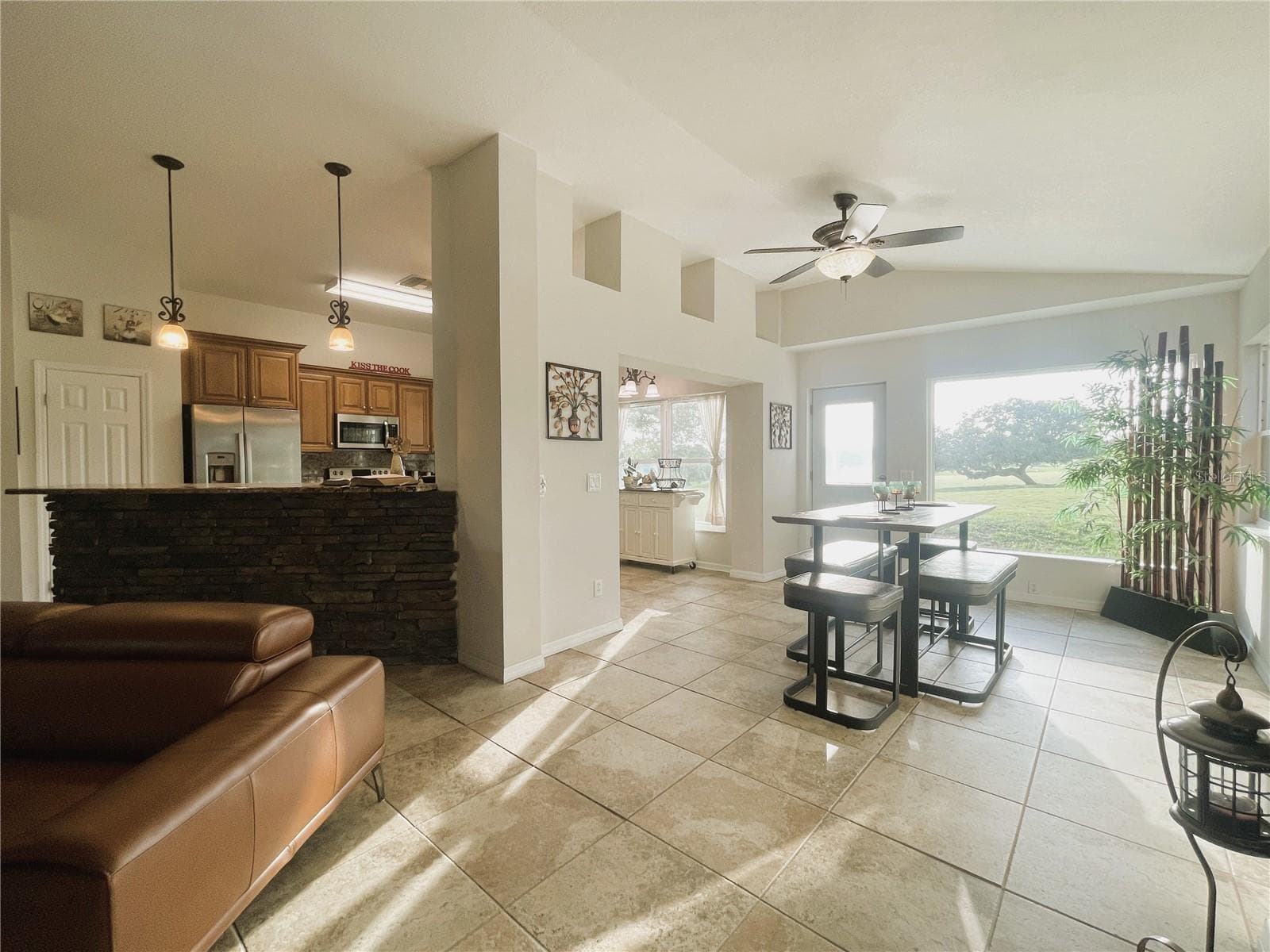 521 HILLWOOD PATH — photo 8 of 17