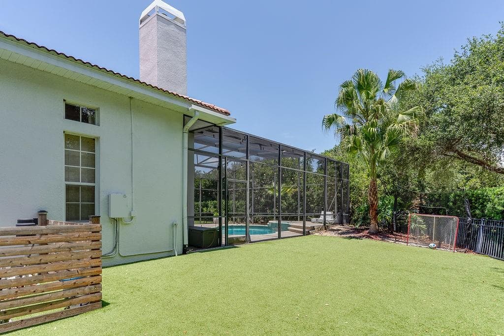 11027 HAWKSHEAD COURT — photo 48 of 52
