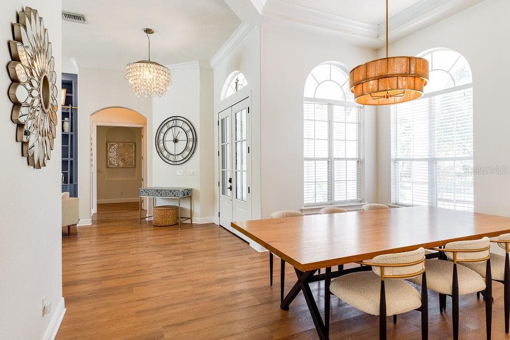 11027 HAWKSHEAD COURT — photo 3 of 52