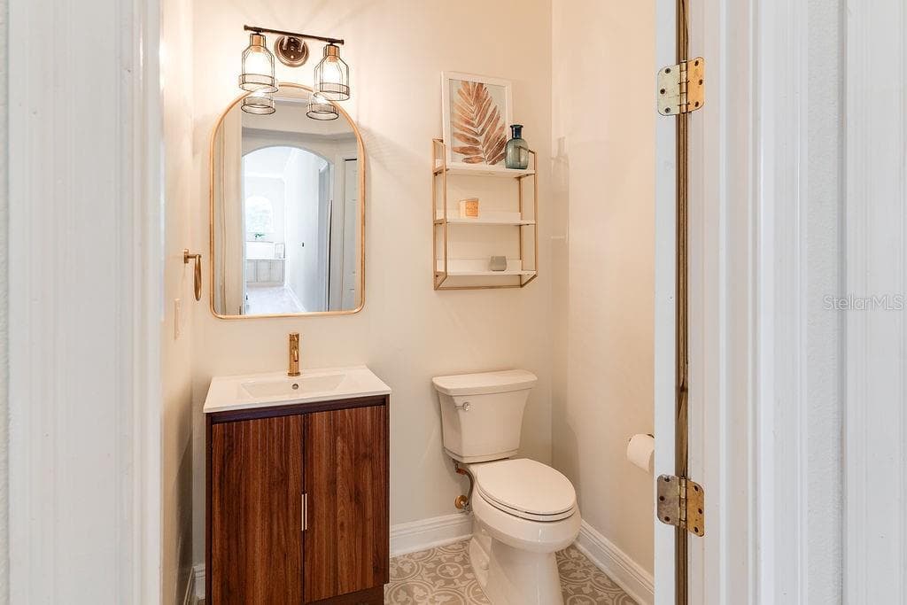 11027 HAWKSHEAD COURT — photo 40 of 52